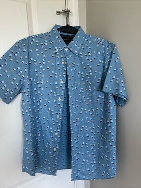 Banana Republic Men's Light Blue Short-Sleeve Button-Up Shirt - Casual Print